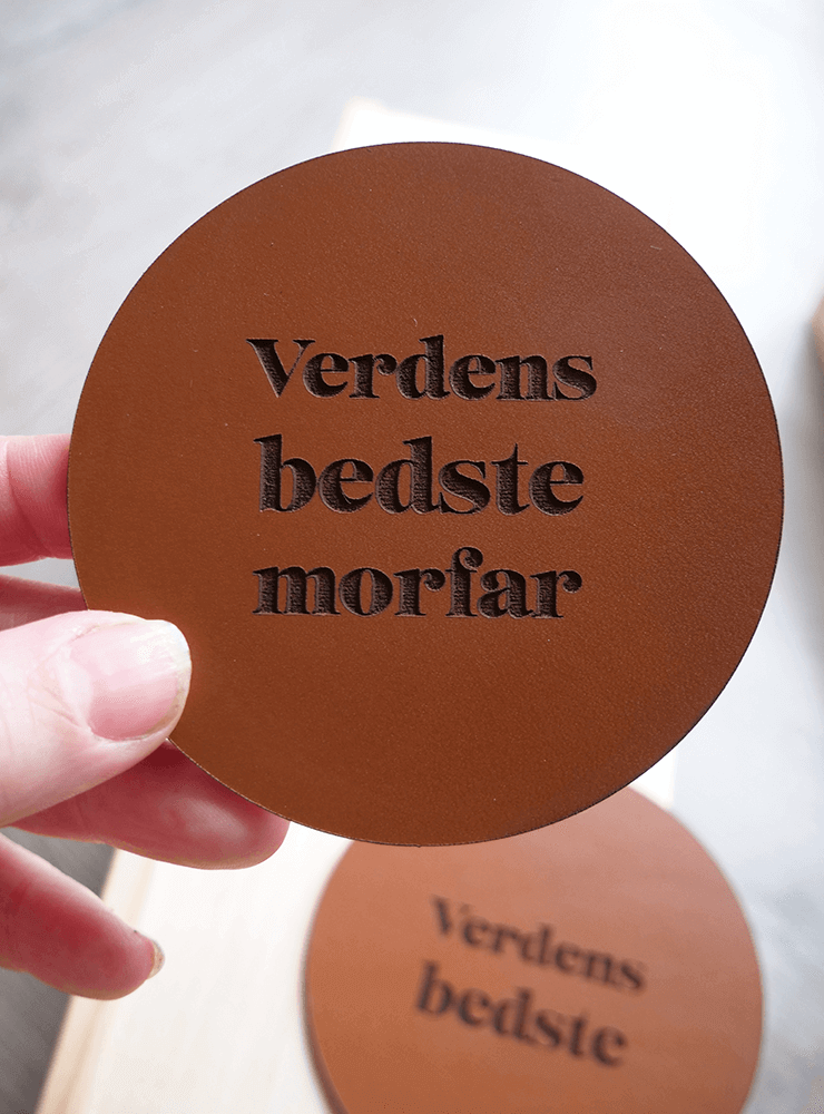 Læder coatser tekst